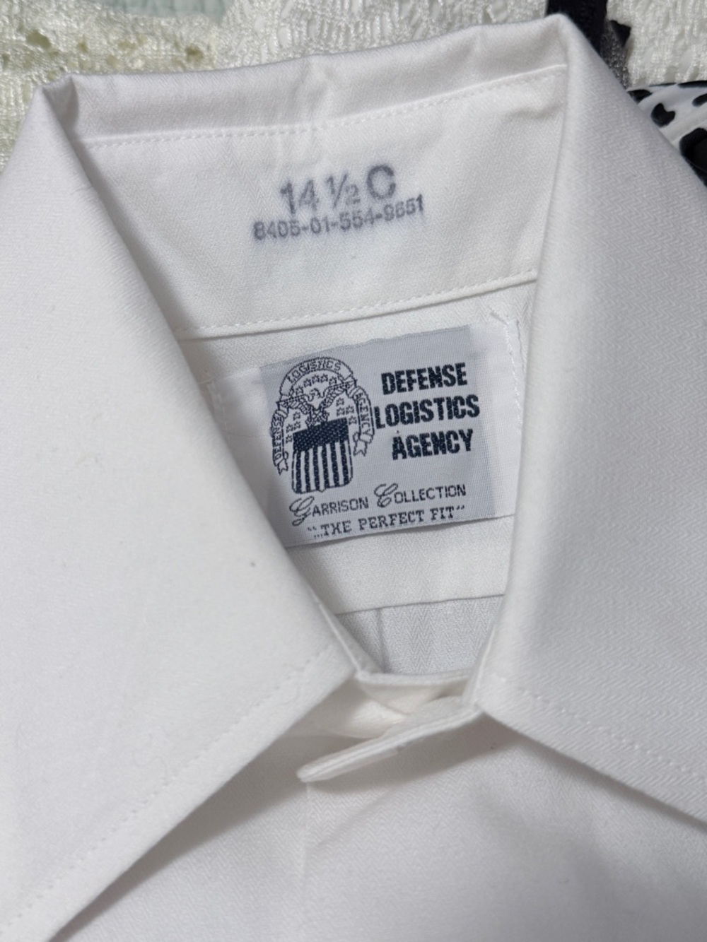 Defense Logistics Agency Garrison Collection Short Sleeve White 521 Shirt - Picture 6 of 7